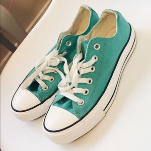 Teal all star converse